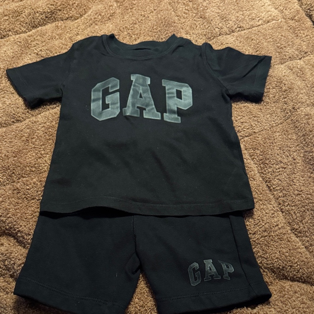 GAP Black Toddler Outfit with Logo